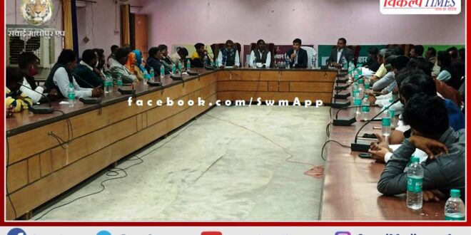 Organized a meeting with councilors regarding cleanliness in sawai madhopur