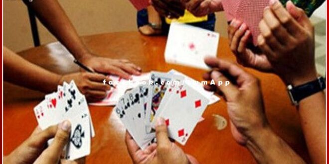 4 people arrested for gambling by betting on cards in khandar