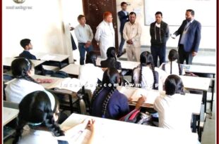 Joint Director of Education did surprise inspection of Model School Surwal Sawai Madhopur