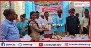 Khandar MLA Ashok Bairwa announced various development works in the annual festival of the school in khandar