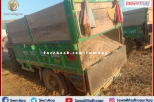 Khirni police confiscated three tractor-trolleys transporting illegal gravel