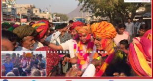 MP Sukhbir Singh Jaunapuria reached among the public to celebrate Holi in khandar