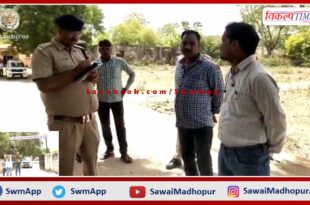 20 lakh rupees looted in broad daylight from post office employee at pistol point in sawai madhopur