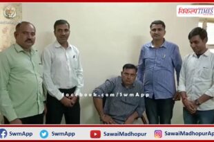 ACB traps Patwari taking bribe of Rs 4 thousand 400 in barmer