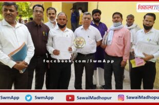 The matter of undeclared power cut reached the court in bonli sawai madhopur