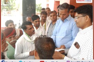 BJP workers demonstrated regarding drinking water problem in Bonli