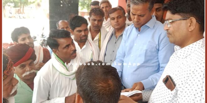 BJP workers demonstrated regarding drinking water problem in Bonli