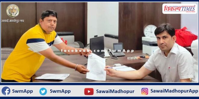 Demand to get payment of students studying in RTE in sawai madhopur