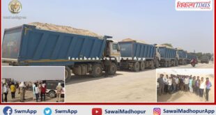 Villagers demonstrated by stopping the dumpers filled with gravel in sawai madhopur