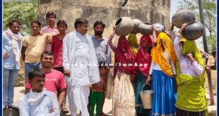 Angry women protested against drinking water problem in sawai madhopur