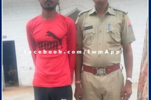 A young man was arrested while carrying illegal sharp weapons in khandar