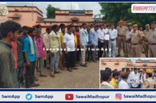 Villagers gave a protest demanding the operation of Bhiwani Mathura Passenger Train in malarna dungar