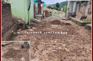 worst condition of road due pipeline breakage and sewerage damage in sawai madhopur