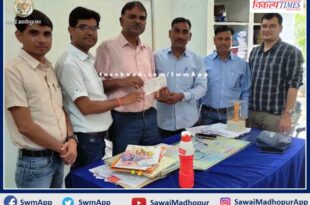 An amount of 60 thousand rupees handed over for the development of Bajauli school