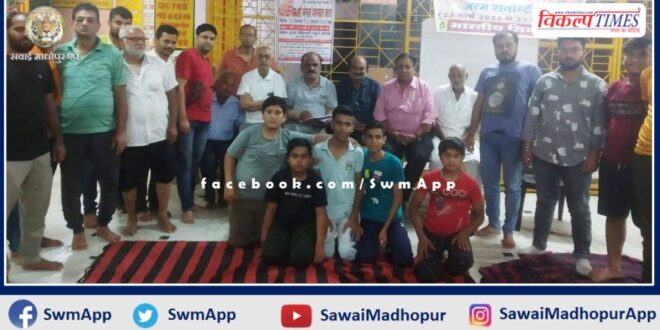 A meeting of Sindhi Youth Board was held regarding the preparations for Chand Mela