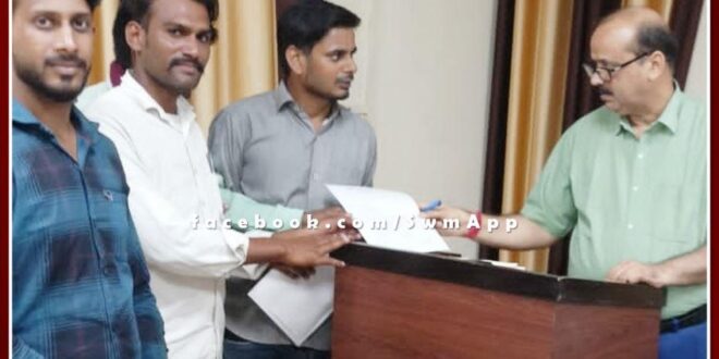 Memorandum submitted regarding the demand for treatment of lumpy skin disease cows in sawai madhopur