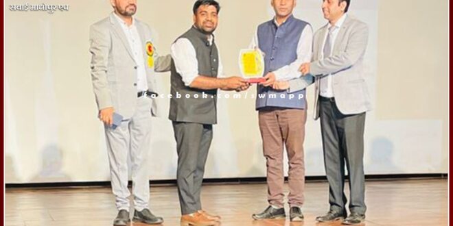 Dr. Ganpat Lal Verma honored with Excellence in Clinical Practice Award