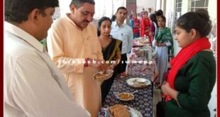 Students put up stalls on Children's Day in sawai madhopur