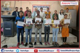 Pratigya Mairotha stood first in the essay competition of Consumer Club