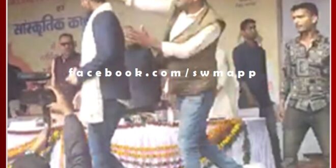 RU President Nirmal Chowdhary was assaulted in Maharani College jaipur