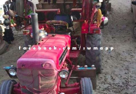 Seized two tractor-trolleys while taking action against illegal gravel transport and mining