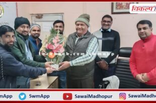Superintending Engineer JVVNL welcomed Satish Kumar Agrawal in sawai madhopur