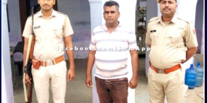 Bonli police station arrested an accused while transporting illegal gravel in bonli sawai madhopur