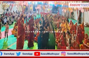 Without Santosh, this world is sad-Divya Murari Bapu