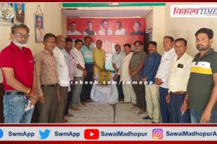 Congressmen celebrated the death anniversary of Prime Minister Pandit Jawahar Lal Nehru