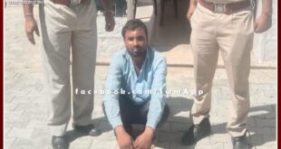 Khandar police station seized a tractor-trolley while transporting illegal gravel, driver arrested