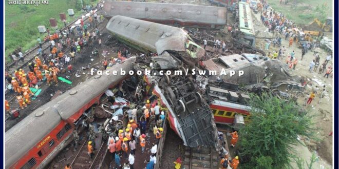 odisha train accident yashvantpur howrah express derailed collided with coromandel express national news