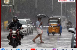 Even before the rain at the district headquarters, the condition of the roads is bad
