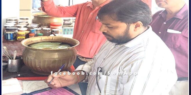 Invoices cut for selling tobacco outside educational institutions and consuming tobacco in public places in sawai madhopur