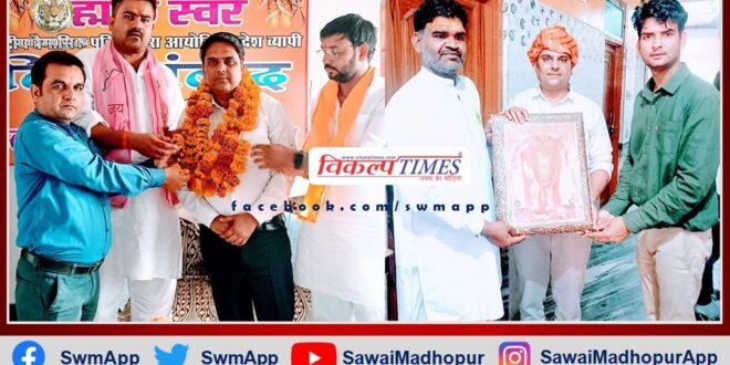 Manoj Parashar interacted door to door with 5 lakh Brahmin community members