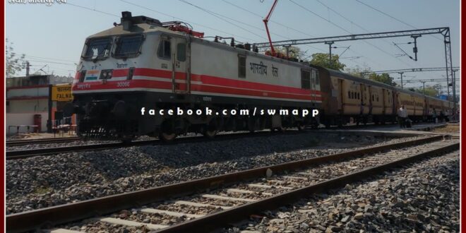 Rail traffic affected due to heavy rain in rajasthan