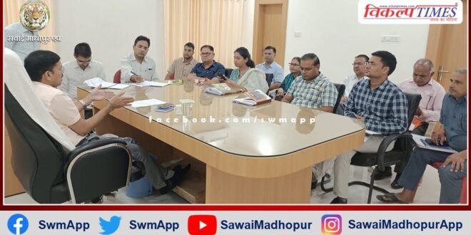 CEO reviewed Indira Rasoi Gramin Yojana in sawai madhopur