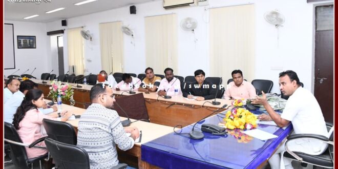 Contract cleaning workers get benefits of government schemes