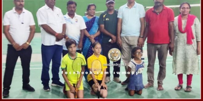 Mahatma Gandhi Vidyalaya students become champions in badminton