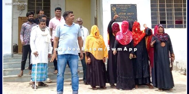 Villagers of Malarna Dungar living in darkness due to burning transformer