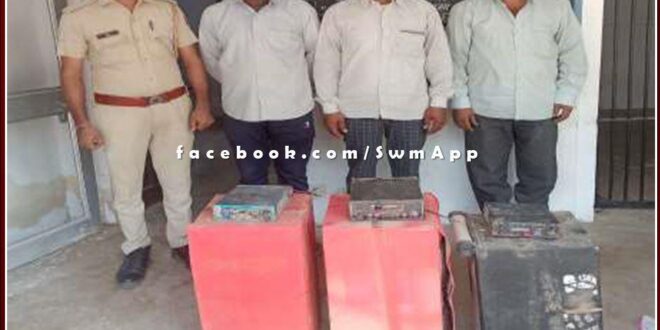 Mitrapura police station arrested three persons for create noise pollution in sawai madhopur