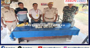 Surwal police station seized Rs 10 lakh from a car during the blockade in sawai madhopur