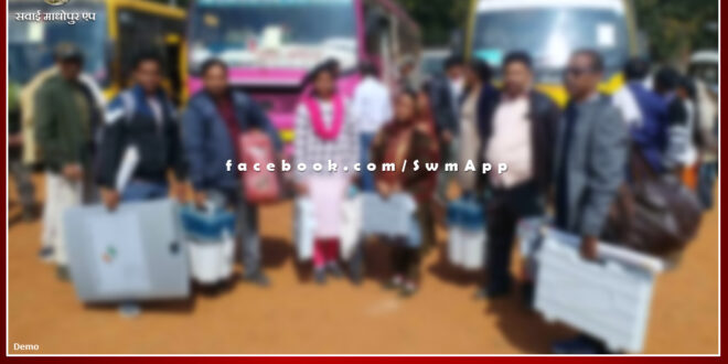 Buses were arranged for polling personnel to reach the training site in sawai madhopur