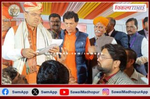 IFWJ district unit submitted memorandum to the Chief Minister regarding Journalist Protection Act