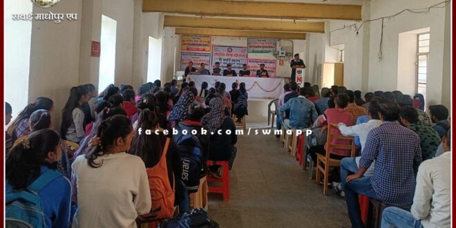 Information given to volunteers about road safety and traffic rules in pg college sawai madhopur