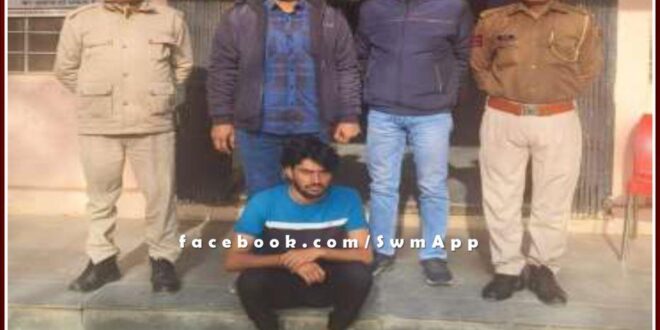 Mantown police station revealed the theft in a mobile shop in sawai madhopur