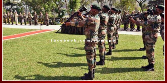 Retired SSP giving azaan in mosque shot in jammu kashmir