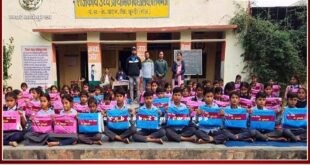 Students received school uniform in indergarh