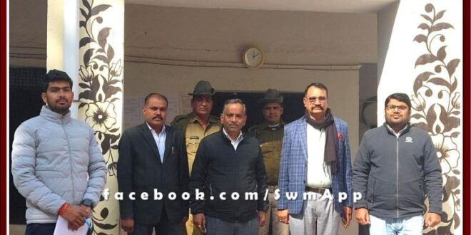 District Legal Services Authority Secretary inspected Sawai madhopur Jail and informed the prisoners about their legal rights.