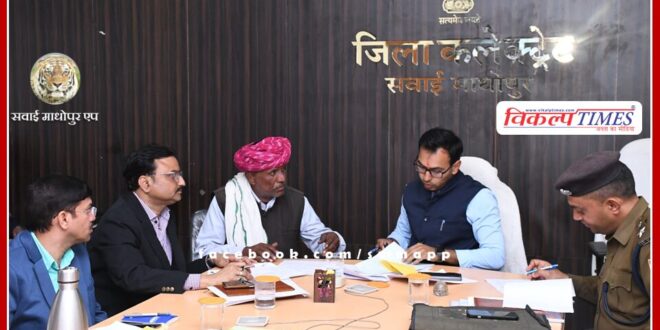 Listen to the common people with sensitivity Chief Secretary
