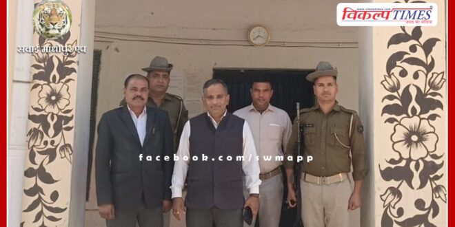 Weekly inspection of district jail and information about legal rights given to prisoners